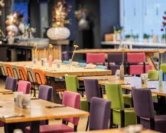 Comfortable Suite Near Leiden Canals with Indoor Pool Access - Leiden - Restaurante
