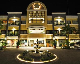 Hotel Fleuris Palawan - Puerto Princesa - Edificio