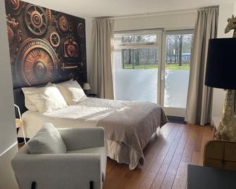 Bnb Goldies - איינדהובן - חדר שינה