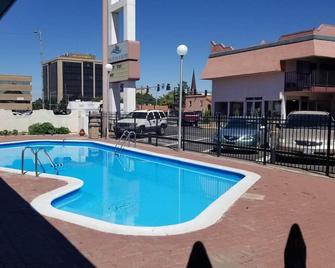 سانتا في إن بوبلو - بويبلو - حوض السباحة