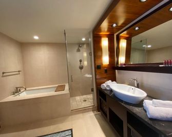 Carillon Miami Beach Private Luxury Suites - Miami Beach