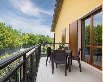 Dimora Ronchi - Cavalcaselle - Balcon