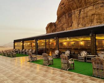 Hasan Zawaideh luxury camp 2 - Wadi Rum - Lobby