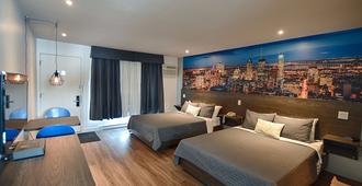 Le Fabreville - Laval - Bedroom