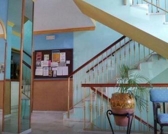 Apartamentos Mediterraneo - Nerja