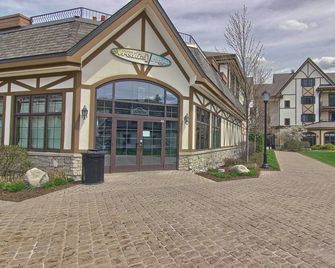 Lower Disciples Unit | Walkable to Boyneland Chairlift | Sleeps 4 Guests! - Boyne Falls - Building