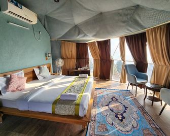 Navira Hills Rishikesh - Rishikesh - Bedroom