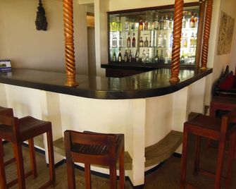 Sanmali Beach Hotel - Marawila - Бар