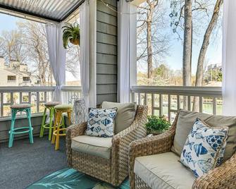 Waterfront Lake Norman Retreat With Pool - Davidson - Balcony