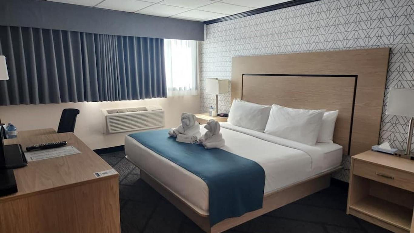 Sternwheeler Hotel & Conference Centre, Trademark by Wyndham