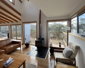 Modern Waterfront House at Susans Bay, Primrose - Dodges Ferry - Sala de estar