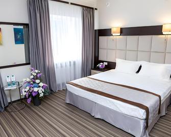 Hotel Arbat - Chelyabinsk - Bedroom