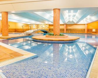 海梅一世酒店 - 沙洛 - 薩洛 - 游泳池
