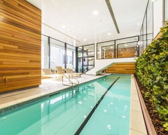 Star Victoria Serviced Apartments - Auckland - Pool