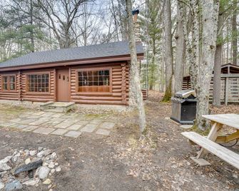 Michigan Log Cabin w/ Pere Marquette River Views - Branch