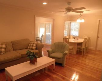Bay Head Summer Rental - Bay Head - Sala de estar