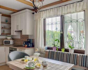 Riverside Apartment in Oed-ohling - Amstetten - Obývací pokoj