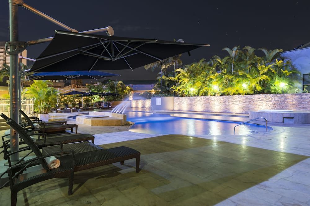 Movich Hotel de Pereira - פריירה - בריכה