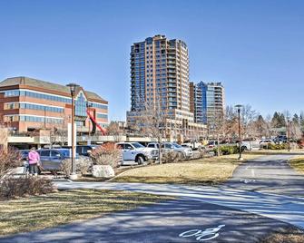 Walk Downtown Modern Coeur dAlene Getaway - Coeur d'Alene - Vista del exterior