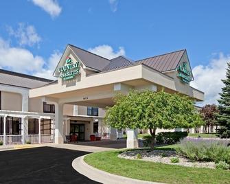 Quality Inn & Suites - Saginaw - Edificio