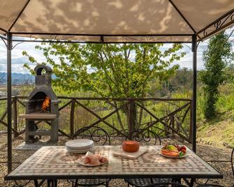 Holiday Home Melograno by Interhome - Terranuova Bracciolini - Patio