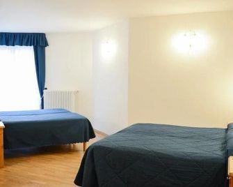 Hotel Abete Bianco - Andalo - Спальня