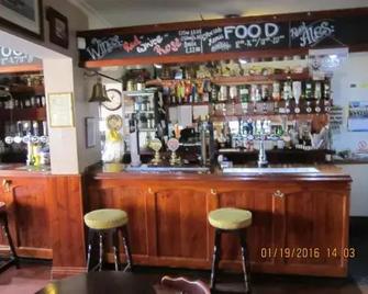 Queen Mary Inn - Poole