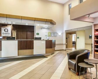 Quality Inn Airport - Dieppe - Lobby