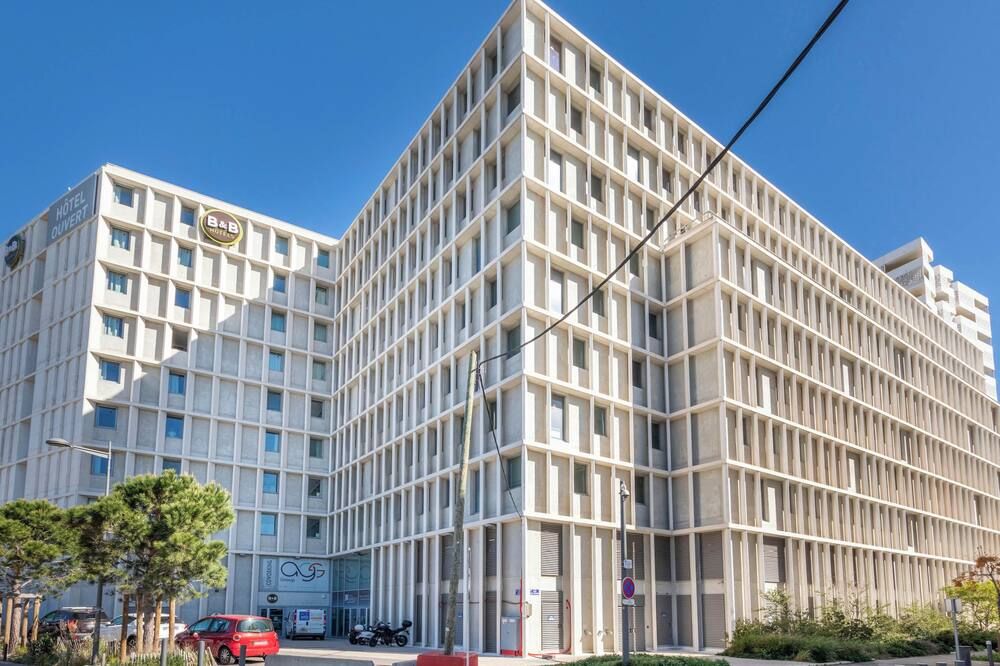 بي آند بي هوتل مارسي لي بورت - مرسيليا - مبنى