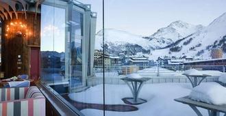 Hotel Shackleton Mountain Resort - Sestriere - Parveke