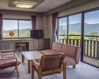 Hotel Laforet Shuzenji - Izu - Вітальня