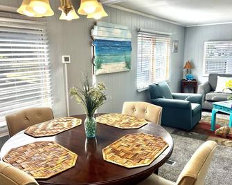 Port Royal Blue Island Getaway - Port Royal - Restaurante