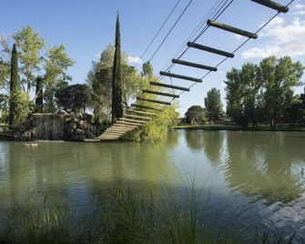 Sowell Residences Les Mazets - Arles - Vista esterna