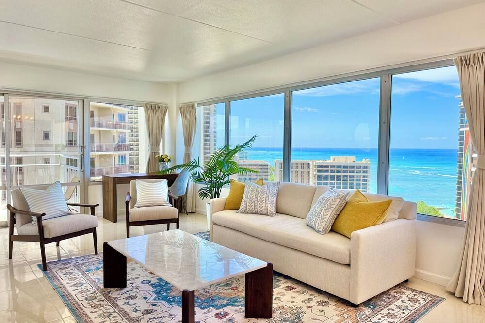 Panoramic Oceanview Resort - Full Kitchen in Each Unit, 2 Swimming Pools, Onsite Restaurants, Fireworks Every Friday - הונולולו - סלון