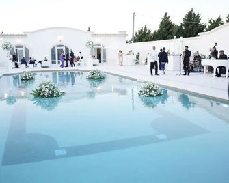 La Magione - Foggia - Piscina