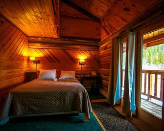 Judith Mountain Lodge - Lewistown - Bedroom