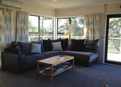 Waihi Beach Break - Waihi Beach Bach - Waihi Beach - Living room