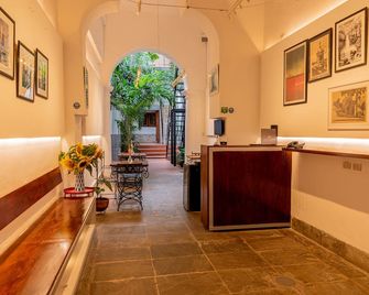Art Hotel Havana - Havana - דלפק קבלה