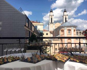 Daugirdas Old City Hotel - קאונאס - שירותי מקום האירוח