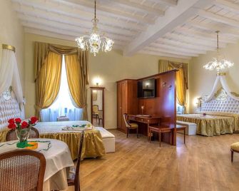 Trevi Rome Suite - Rome - Bedroom