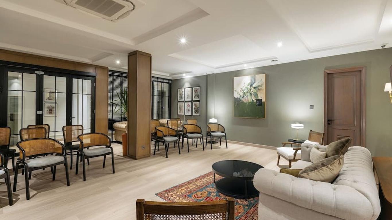 أرتوتيل كاسا هانج توا