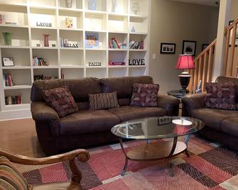 Smith Lake Brushy Creek Lake house - Arley - Living room