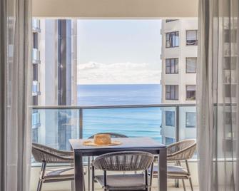 Peppers Broadbeach - Broadbeach - Balcony