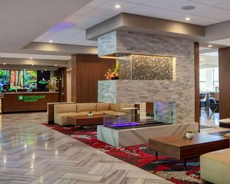 Wyndham Garden Redwood Valley/Ukiah - Redwood Valley - Lobby