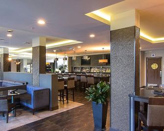 Staybridge Suites Carlsbad - San Diego By IHG - קרלסבאד - מסעדה