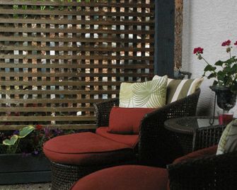 Qualicum Breeze Beach Resort - Qualicum Beach