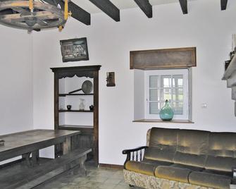 3 bedroom stunning home in Quemper Guézénnec - Quemper-Guézennec - Sala de estar