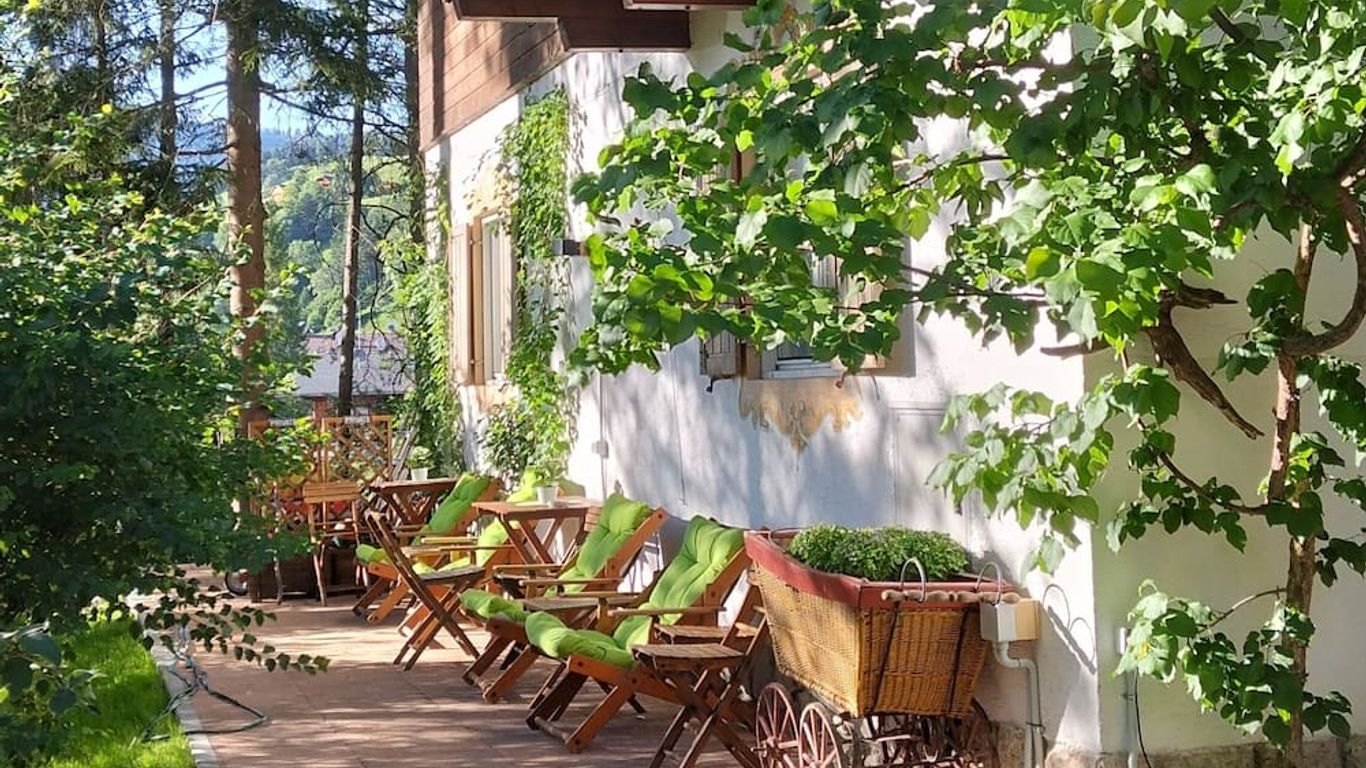 多羅米提斯小屋民宿