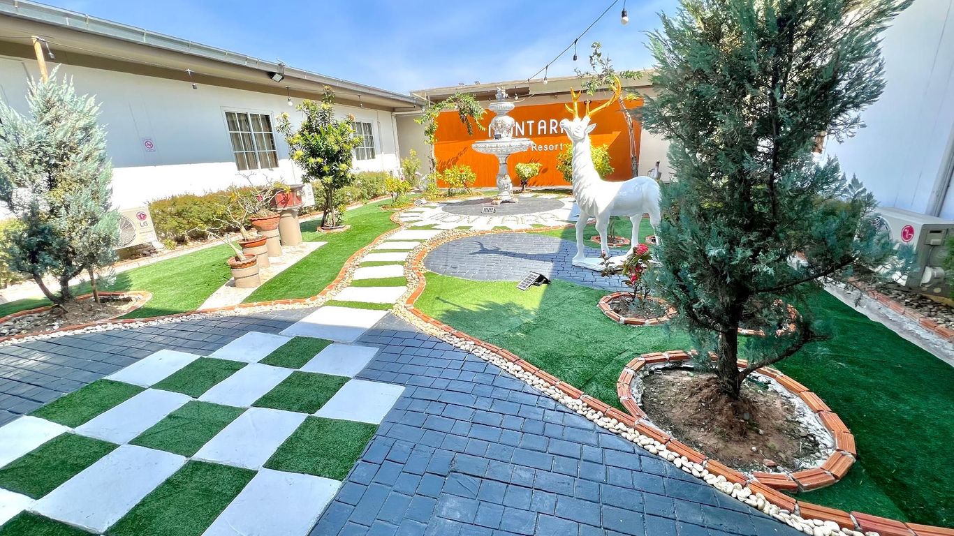 โรงแรม มนตร์ธารา รีสอร์ท โคราช