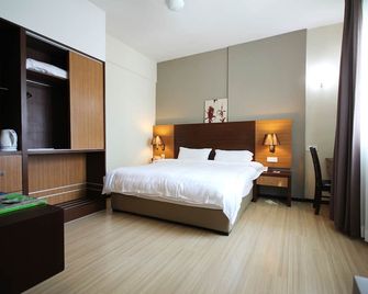 Aroma Hotel - Butterworth - Bedroom